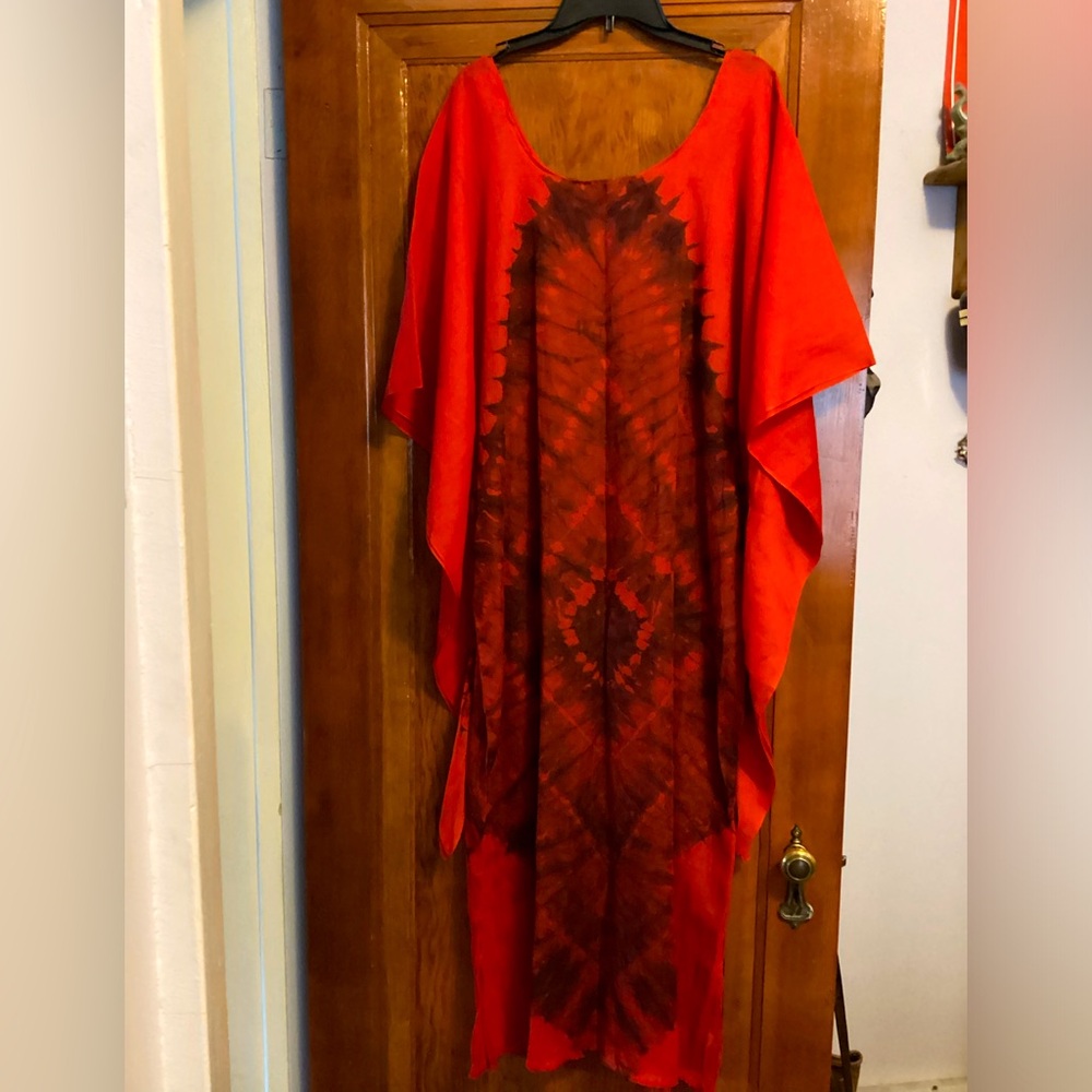 Elegant Red Tie-Dye Women's Dress